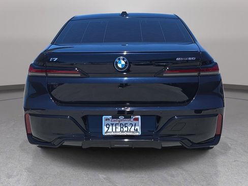Used 2025 BMW i7 eDrive50 w/ M Sport Package RWD image 7