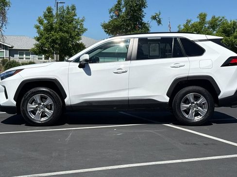 Used 2024 Toyota RAV4 XLE FWD image 14