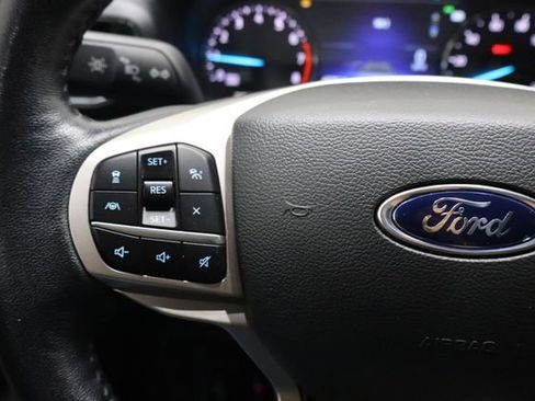 Used 2022 Ford Explorer Limited w/ Equipment Group 301A image 27