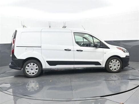 Used 2022 Ford Transit Connect XL image 2