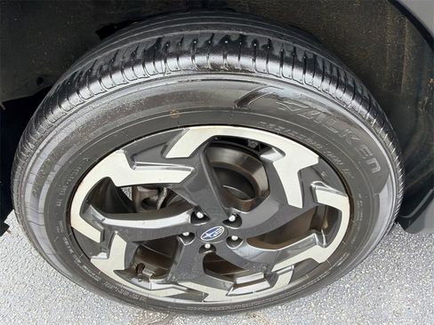 Used 2023 Subaru Crosstrek 2.5i Limited w/ Popular Package #3 image 17