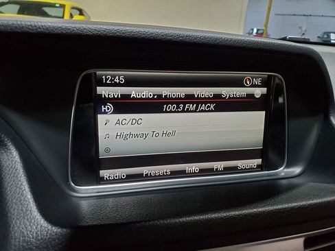 Used 2014 Mercedes-Benz E 350 Coupe image 30