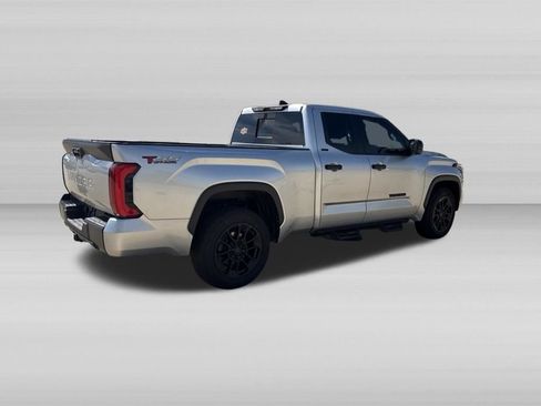 Used 2022 Toyota Tundra SR5 RWD image 3