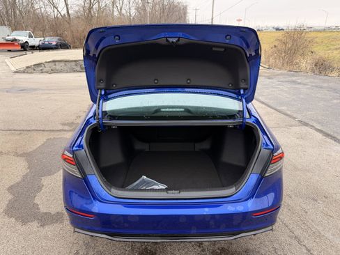 Certified 2025 Honda Accord Sport image 13