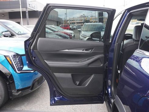 Used 2025 INFINITI QX60 Luxe image 30