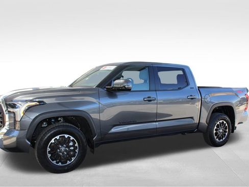 Certified 2025 Toyota Tundra SR5 w/ TRD Off-Road Package AWD/4WD image 65