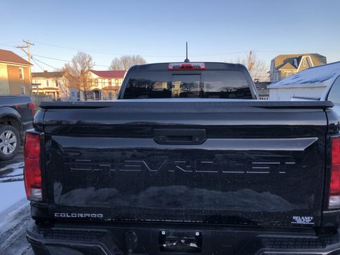 Certified 2024 Chevrolet Colorado Z71 w/ Z71 Convenience Package 2 image 6