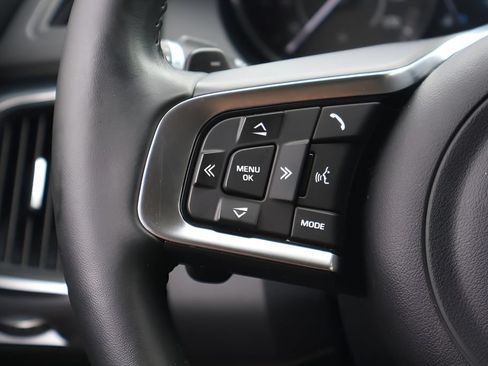 Used 2019 Jaguar E-PACE SE AWD/4WD image 19