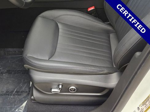 Certified 2024 Maserati Grecale GT image 33