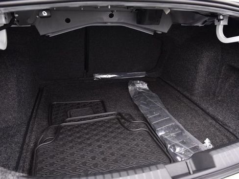 Certified 2025 Volkswagen Jetta Sport image 22