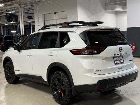 New 2026 Nissan Rogue SV w/ Rock Creek Premium Package AWD/4WD image 17