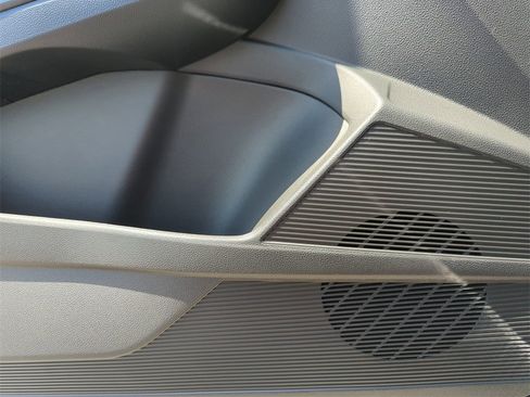 New 2025 Volkswagen Taos S image 26