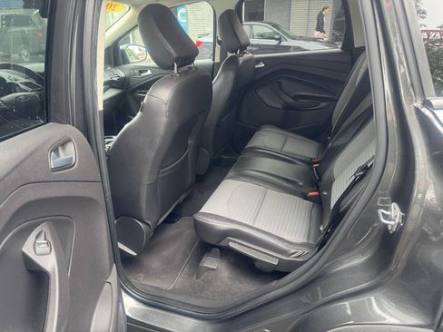 Used 2019 Ford Escape SE AWD/4WD image 9