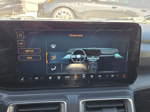 Used 2024 Ford Mustang Premium image 9