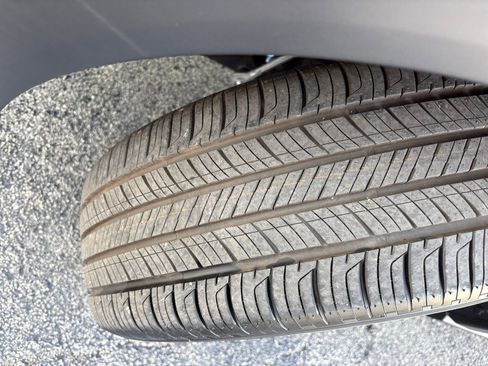 Used 2025 Honda HR-V Sport image 28