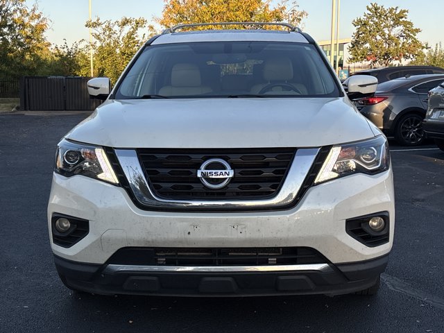 Used 2017 Nissan Pathfinder Platinum AWD/4WD image 3