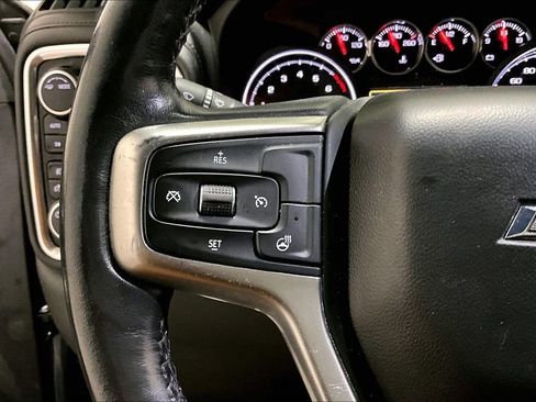 Used 2021 Chevrolet Silverado 1500 LT Trail Boss image 12