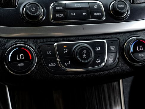 Used 2018 Chevrolet Impala LT image 28