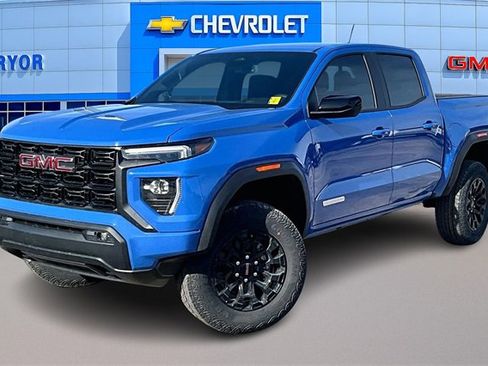 New 2026 GMC Canyon Elevation w/ Convenience Package image 2