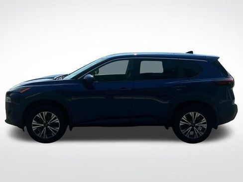 Used 2023 Nissan Rogue SV FWD image 4