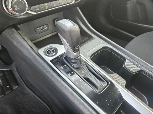 Used 2023 Nissan Sentra SV image 25