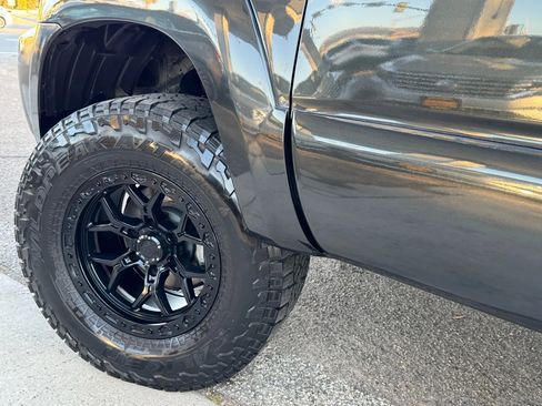 Used 2006 Toyota 4Runner Sport image 40