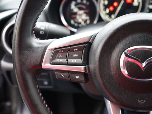 Used 2018 MAZDA MX-5 Miata Grand Touring image 28