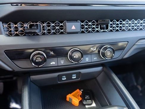 Used 2025 Honda Accord LX image 24