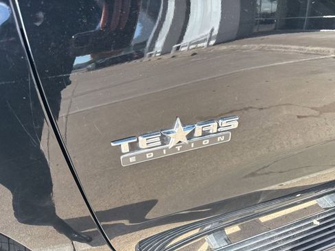 Used 2020 Chevrolet Silverado 1500 LT w/ Texas Edition image 7