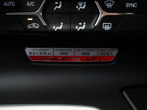 Used 2019 Chevrolet Corvette Stingray image 12