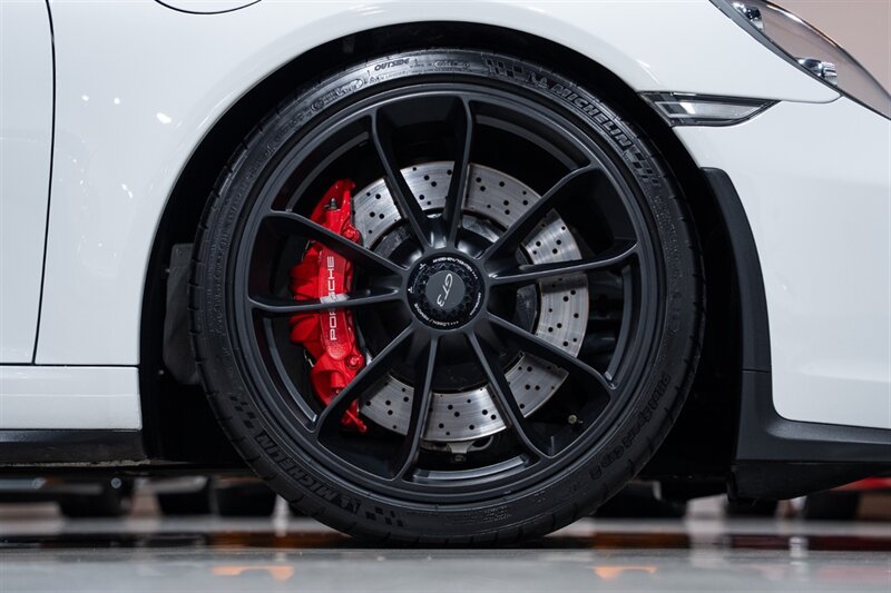 Used 2018 Porsche 911 GT3 RWD image 44