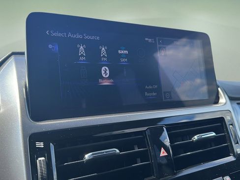 Used 2023 Lexus GX 460 Premium w/ Premium Package image 19