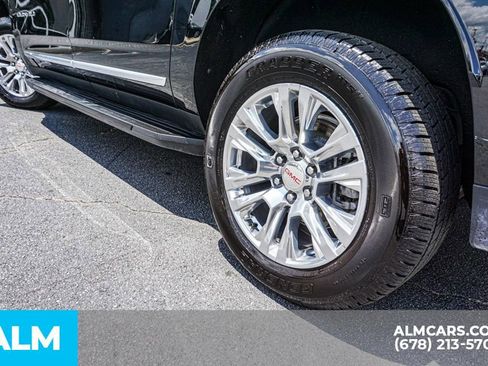 Used 2025 GMC Yukon XL Denali image 16