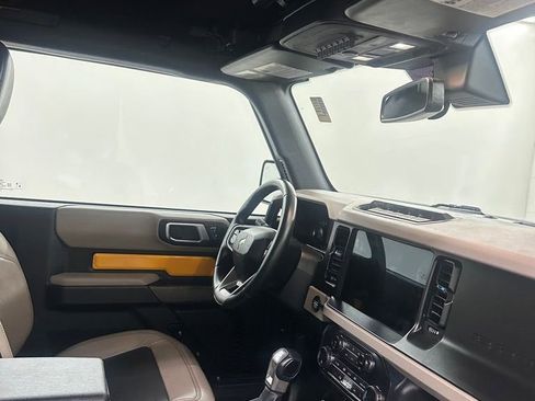 Used 2021 Ford Bronco Wildtrak image 40