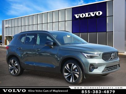 New 2026 Volvo XC40 B5 Ultra w/ Climate Package
