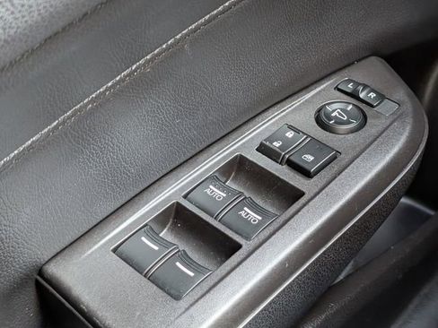 Used 2017 Acura ILX FWD image 32
