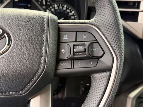 Used 2025 Toyota Tundra SR5 w/ SR5 Premium Package AWD/4WD image 20