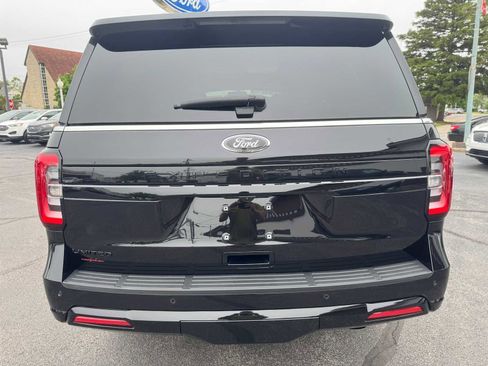 Used 2023 Ford Expedition Limited AWD/4WD image 14