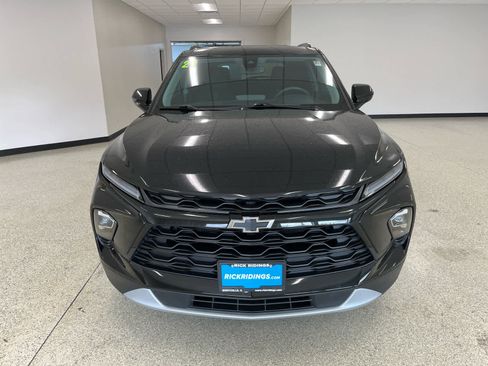 Used 2024 Chevrolet Blazer LT w/ Convenience Package image 2