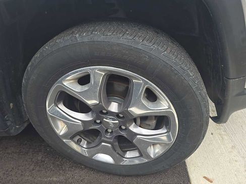 Used 2020 Jeep Compass Limited image 6