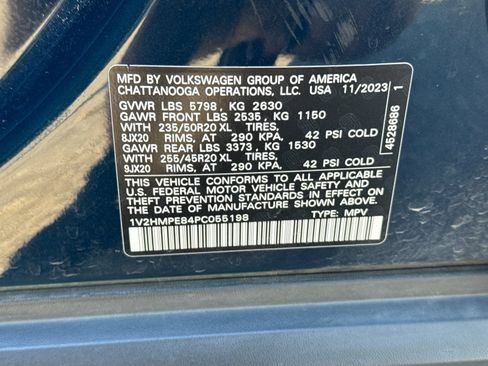 Used 2023 Volkswagen ID.4 Pro S Plus RWD image 42
