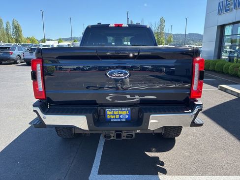 Used 2025 Ford F350 Lariat w/ Camper Package AWD/4WD image 7