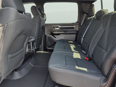 New 2026 RAM 1500 Big Horn AWD/4WD image 29