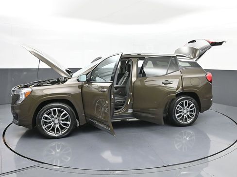 Used 2023 GMC Terrain Denali image 49
