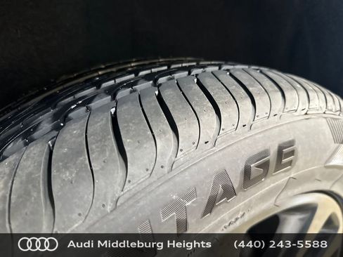 Used 2020 Jeep Grand Cherokee Altitude image 32