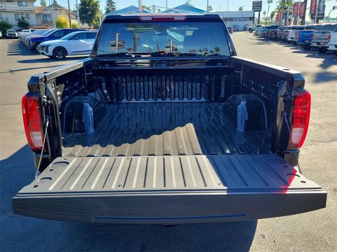 Used 2026 GMC Sierra 1500 Elevation image 25