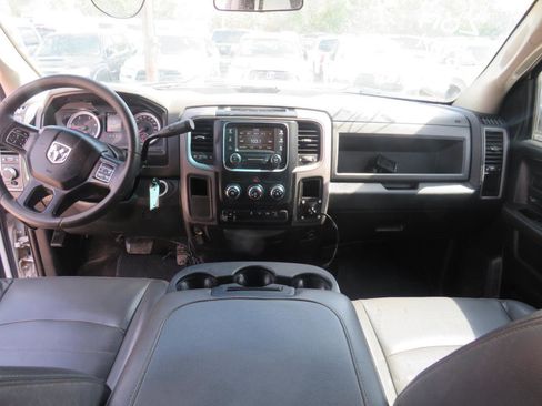 Used 2017 RAM 2500 Tradesman w/ Popular Equipment Group RWD image 22