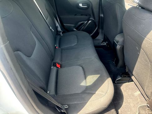 Used 2020 Jeep Renegade Sport w/ UConnect 7.0 Group image 8