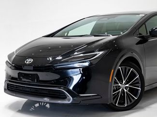 Used 2025 Toyota Prius Limited w/ Limited Premium Package FWD video 2
