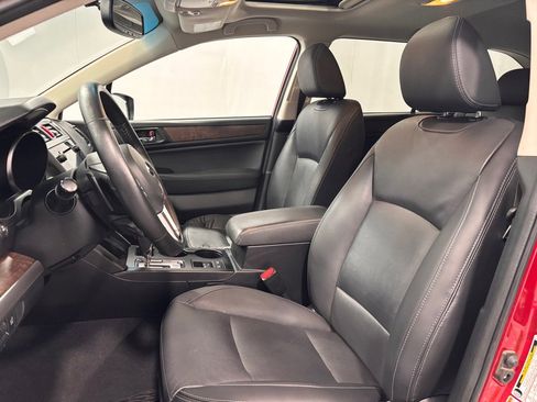 Used 2017 Subaru Outback 2.5i Limited image 12